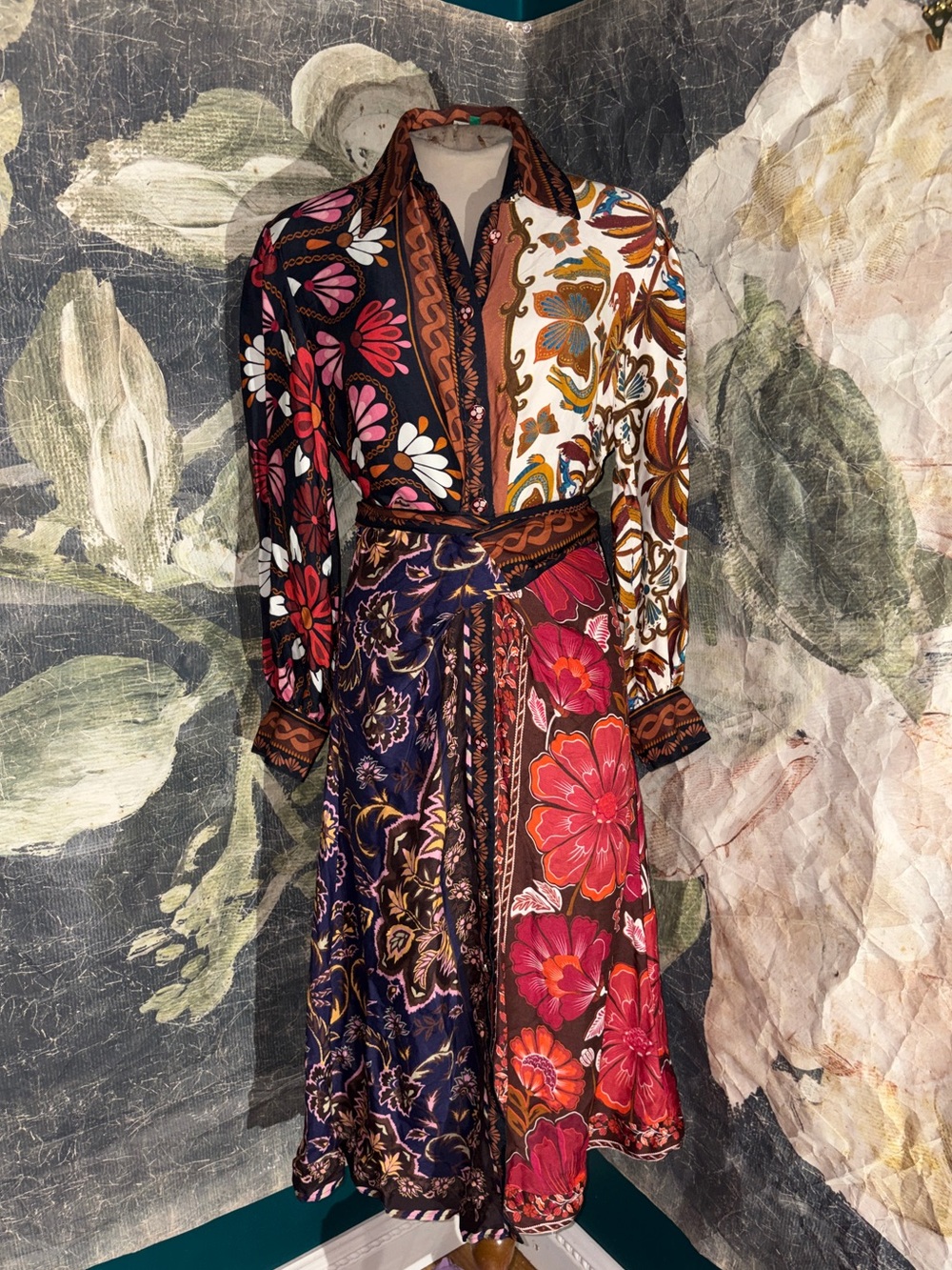 Farm Rio Miranda wrap Midi Dress - Picture 2 of 5